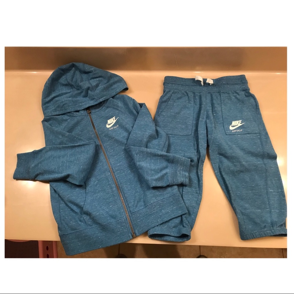 Girls Nike Gym Vintage Futura Hoodie and Capris